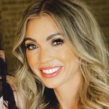 Two months after starting, our Sam's Club Orientation crew met up for  lunch. We swapped stories about what we've been learning. The projects  we're diving into