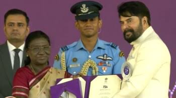 Mammootty receives his fourth National Film Award for Bramayugam, receives  standing ovation