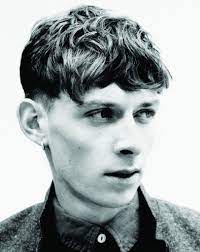 Mens Hair Textured And Undercut Mod Hair Mens Hairstyles Haircuts For Men