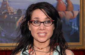 Younger Adds Janeane Garofalo As Recurring In Final Season Thejjreport