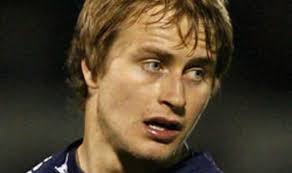 Deacon signs for Gloucester