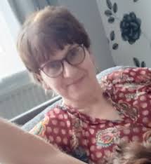 Never managed to grow my hair long since having it cut short in my early  teens. Abused my hair