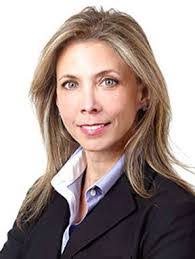 Holly Silcox's Instagram, Twitter & Facebook