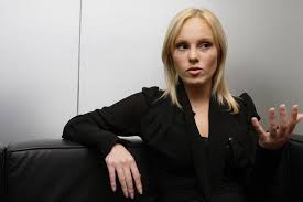 Michelle louise faye dewberry (born 9 october 1979) is a british businesswoman, politician, presenter and media personality. Michelle Dewberry News Views Gossip Pictures Video Irish Mirror Online