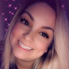 Samantha Benavides's Instagram, Twitter & Facebook