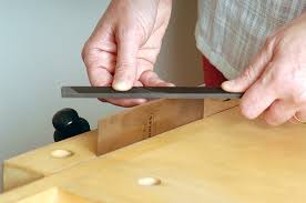 How to use cabinet scraper. How To Sharpen Cabinet Scrapers 4 Steps With Pictures Instructables