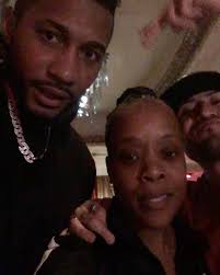 Photo by Indra Jones (@indrapjones) · December 6, 2025