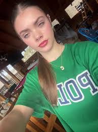 Callie Strickland's Instagram, Twitter & Facebook