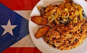 Bistec Encebollado Puerto Rico Receta Bistec Encebollado Steak And Onions With Rice And Beans Puerto Rican Recipes Food Caribbean Recipes