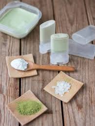 Deodorant Naturel Fait Maison La Top Recette A Tenter Cet Ete Variantes Deodorant Naturel Fait Maison Deodorant Naturel Et Recettes Deodorants