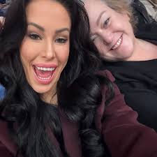 She did it 🎓👩🏻‍🎓🤍 @rachaelheslop So proud of you, Racheal, 1st Class  Midwife Graduate! 🎓✨Seeing you step into this new chapter as the  incredible midwife you are fills my heart with pride.