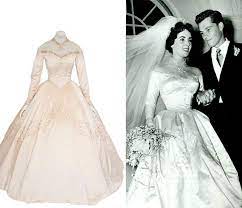 Elizabeth Taylor Wedding Dress Google Search Famous Wedding Dresses Celebrity Wedding Dresses Most Beautiful Wedding Dresses