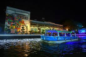 Di awal tahun ini, kami melakukan update harga tiket quicksilver cruise bali 2018 untuk lokal (domestik) maupun asing. Jom Rebut Tawaran Diskaun 30 Peratus Melaka River Cruise Hanya Untuk Pelancong Malaysia Destinasi Mstar