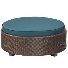 Shop hundreds of hampton bay outdoor & patio lounge furniture deals at once. Hampton Bay Torquay Wicker Outdoor Ottoman With Charleston Cushion Fws60523a The Home Depot
