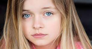 Le petit club a déniché pour vous des petits prix pour aménager votre coin outdoor. Les Plus Belles Petites Filles Du Monde Petite Fille Plus Belle Fille Du Monde Mignon