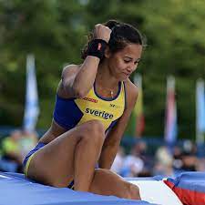 She became the first pole vault winner at the inaugural summer youth olympics in singapore, 2010. Angelica Bengtsson Pole Vault Athlete Instagram Posts
