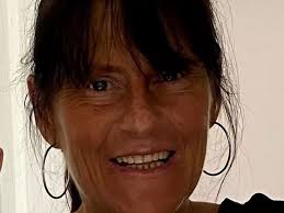 Romford murder: Man admits stabbing mum Maria Rawlings to death and leaving  her naked body in a bush after meeting her