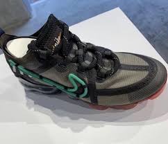 Nike releases official photos of the cpfm vapormax 2019 that will be releasing in women's sizing on may 14th for $250 usd via nike snkrs. Compatibile Con Soffitto Marketing Cactus Plant Flea Market X Nike Vapormax Spettatore Regionale Calpestio