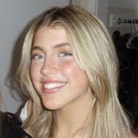 Michelle Gloor's Instagram, Twitter & Facebook