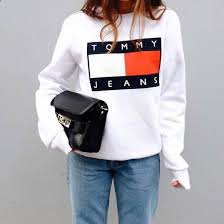 Black And White Sweatshirt Womens Top Tumblr Tommy Hilfiger White Sweatshirt Sports Sweater Bag Black Bag Proenza Schouler Jeans Tommy Hilfiger Sweatshirt Trendy Sweatshirt Fashion