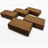 Cocopeat coco pith compressed blocks organic growing medium