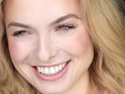 Chatting with Vancouver Comedian Amber Harper-Young