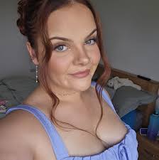 What alternative cage options are suitable for guinea pigs?