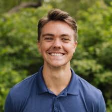 I'm thrilled to share that I've officially received my red coat as a  Student Ambassador for KU! Training began back in October, and after four  shadow tours, four tag tours, three quizzes,