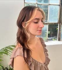 Gena Gee's Instagram, Twitter & Facebook