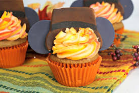 Nov 23, 2020 john komar. Thanksgiving Mickey Cupcakes Pilgrim Mickey Ear Cupcakes