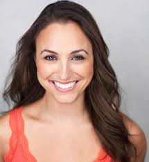 Carrie Lyn's Instagram, Twitter & Facebook