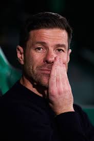 ريال مدريد أصبح فريقا عاجزا عن إيجاد طريقة معينة للعب و يجد صعوبة مع ابسط  الفرق