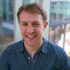 Steven Dow's Instagram, Twitter & Facebook