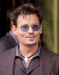 He is the recipient of various accolades, including a golden globe award and a screen actors guild award, in addition to nominations for three academy awards and two british academy film awards. Johnny Depp Wikipedia Bahasa Indonesia Ensiklopedia Bebas