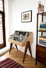 Meuble Vinyle Quel Modele Choisir Pour Un Interieur Au Look Vintage Avec Images Meuble Vinyle Mobilier De Salon Rangement Vinyle