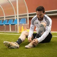 Outlast your opponents and put the ball in the back of the net with soccer cleats and shoes from nike.com. Women S Soccer Cleats Shoes Adidas Us