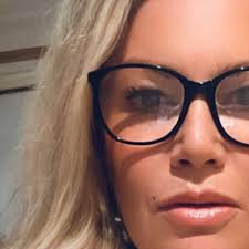 Sarah McCartney (@sarah7055) • Threads, Say more