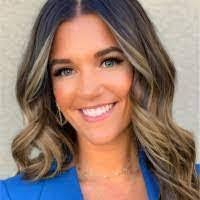 Beth Petro's Instagram, Twitter & Facebook