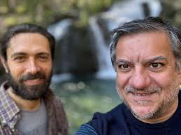 Un amico è qualcuno che ti conosce come sei, comprende da dove sei venuto,  accetta ciò che sei diventato e ancora ti invita a crescere."