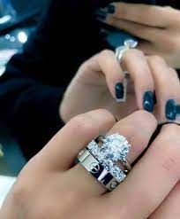 Pin By Mary Jarvis On Dream Wedding Cartier Wedding Rings Cartier Love Ring Alternative Engagement Rings Vintage