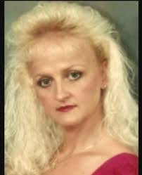 Etta Rich's Instagram, Twitter & Facebook