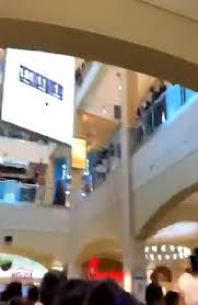 Victoria secret queens center mall. Hundreds Of Kids Punch Each Other At Queens Mall After Rumors Of Fight Circulate On Snapchat Express Digest