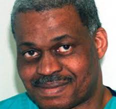 Darryl Warner's Instagram, Twitter & Facebook