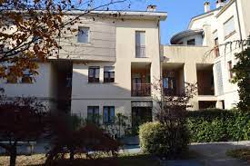 Scopri di più su casa.it! Vendita Trilocale Figino Serenza