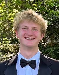 Ian Chavis's Instagram, Twitter & Facebook