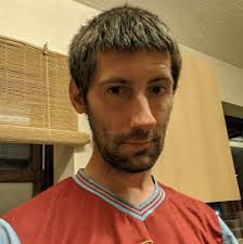 Anybody else see aload of strange people