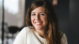 Marta León, experta en microbiota: “El exceso de agua durante la comida no  siempre ayuda”