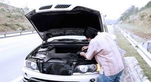 Iya tapi jangan di sini, ke rumah ajakku dan dia ikut dibelakang ku. Niat Nak Tolong Kereta Rosak Tapi Lain Pula Jadinya Apabila Diserang Pomen Aneh