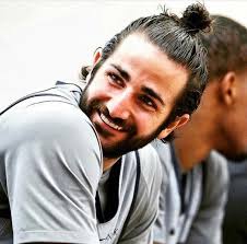 Nov 07, 2019 · any way you wear it, hats with long hair just look badass. Ricky Rubio On Twitter Worldsmileday