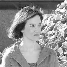 Amazon.com: Uncanny: 9781542046466: Fine, Sarah: Books